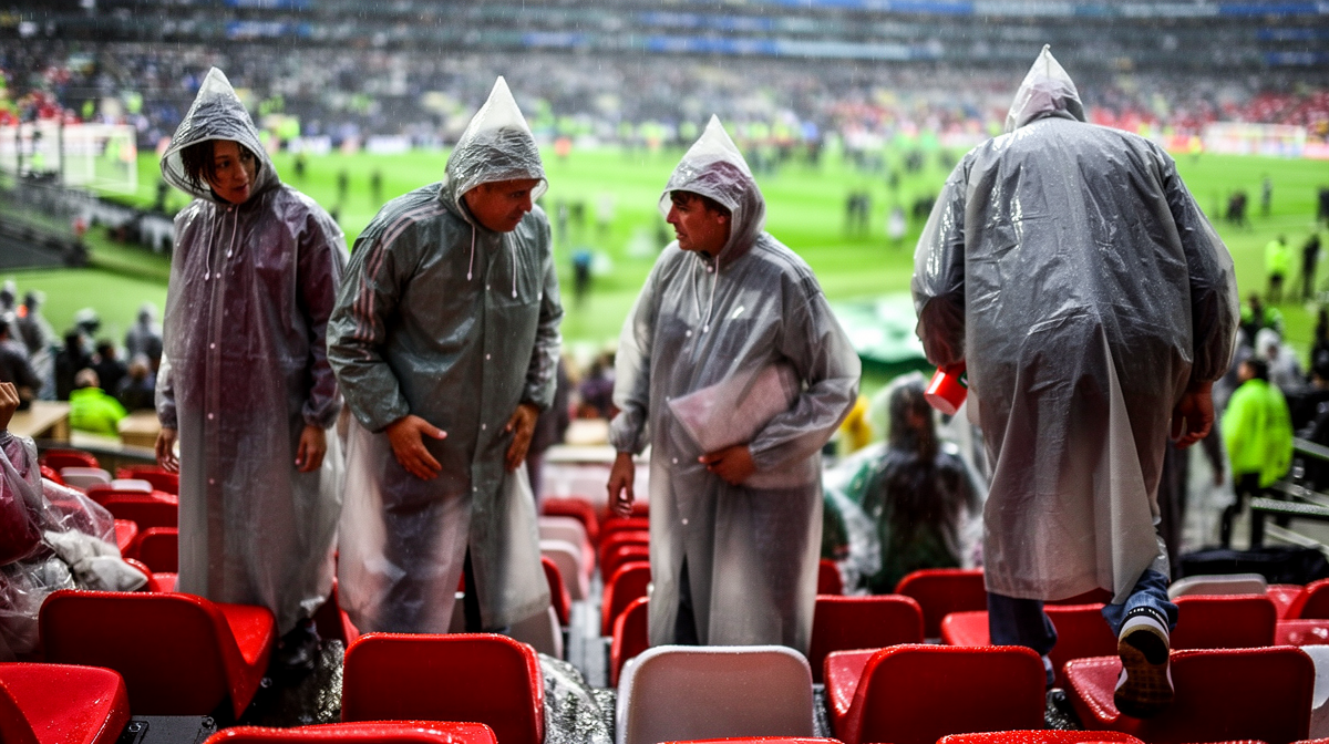 雷速比分 - 世界杯2026英格兰vs墨西哥：五个半小时的混乱如何改写比赛命运 - 雷速体育
